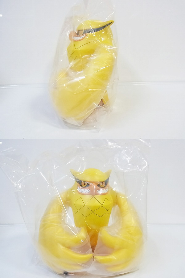 実際に弊社で買取させて頂いたTOUMA　TALONS/タロンズ IN YELLOW フィギュア王誌上限定版　の画像 1枚目