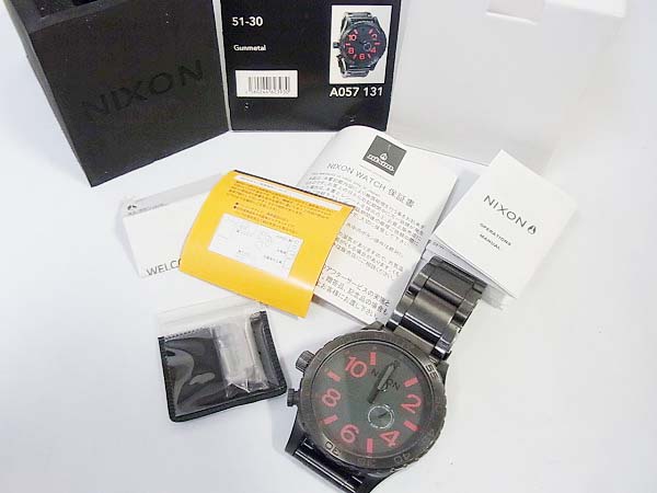 実際に弊社で買取させて頂いたNIXON/ニクソン メンズクォーツ/腕時計/THE51-30/ガンメタル×赤の画像 2枚目