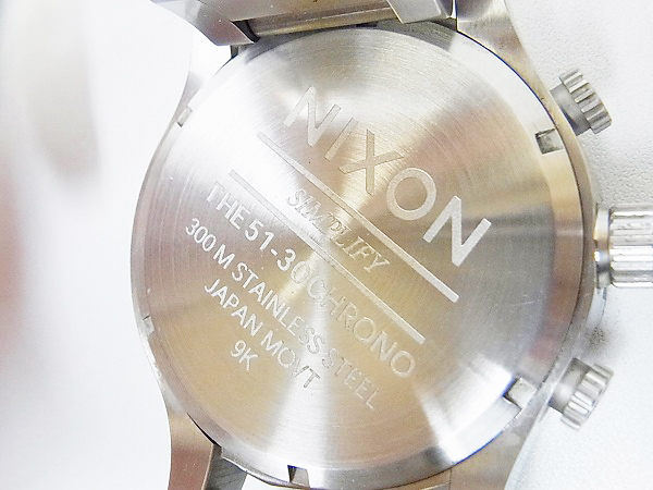 実際に弊社で買取させて頂いたNIXON/ニクソン 51-30 クロノ三つ目 ブラック/シルバー A083-000の画像 1枚目