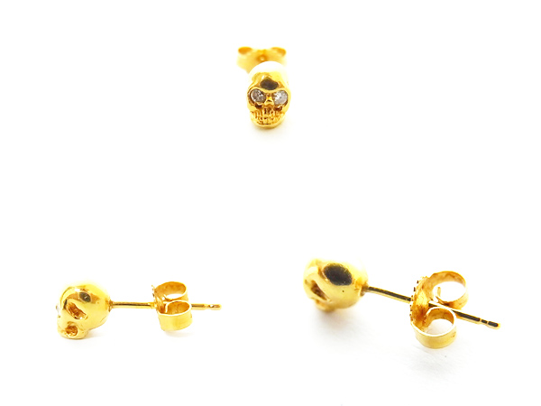 実際に弊社で買取させて頂いたロイヤルオーダー ROCK'N ROYAL Skull Studs ピアスK18w/ダイアの画像 1枚目