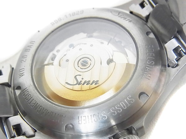 実際に弊社で買取させて頂いたSINN/ジン[18万↑]556 自動巻き ブラック文字盤 裏スケ 腕時計の画像 1枚目