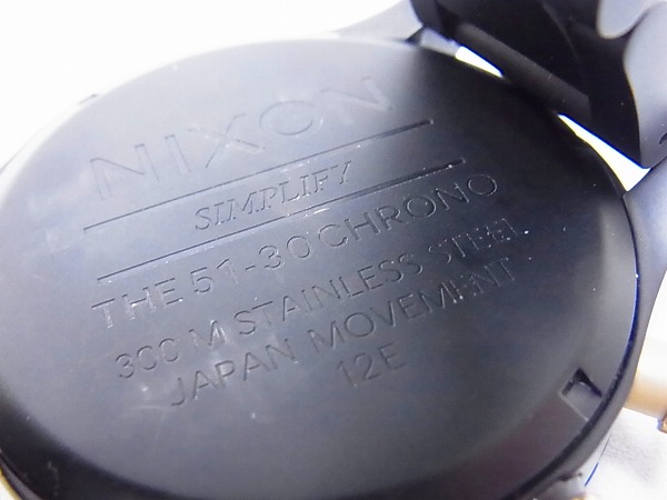 実際に弊社で買取させて頂いたニクソン A083-1041 51-30 CHRONO 腕時計 マットブラック×金の画像 5枚目