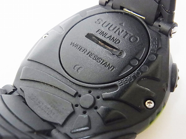 実際に弊社で買取させて頂いたSUUNTO/スント SS010600M10 ヴェクター・ライムグリーン 腕時計の画像 4枚目