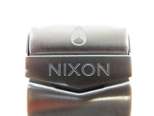 実際に弊社で買取させて頂いたNIXON/ニクソン プライベートSS 腕時計 NIX-NA276307 NAVYの画像 4枚目