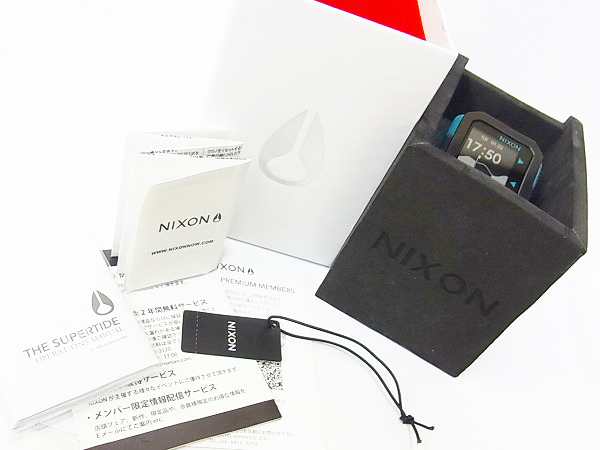 実際に弊社で買取させて頂いたNIXON/ニクソン SUPERTIDE/スーパータイド 腕時計 NA3161942-00の画像 4枚目