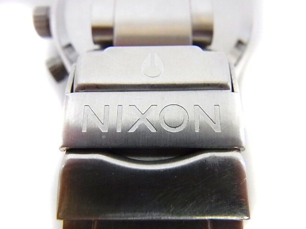 実際に弊社で買取させて頂いたNIXON/ニクソン 42-20 CHRONO 腕時計 シルバー×ホワイト防水の画像 4枚目