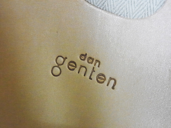 実際に弊社で買取させて頂いたdan genten/ダン ゲンテン レザー2スナップクラッチバッグの画像 4枚目