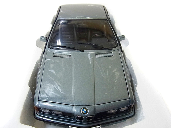 実際に弊社で買取させて頂いたオートアート CSi E24 BMW M635 ダイキャスト/ミニカー 1/18の画像 2枚目