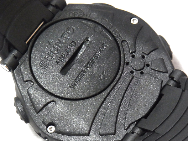 実際に弊社で買取させて頂いたSUUNTO/スント 腕時計 VECTOR ベクター X-BLACK/SS012279110の画像 1枚目