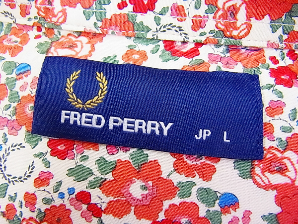 実際に弊社で買取させて頂いたFRED PERRY/フレッドペリー 花柄ボタンダウンシャツ 赤系 Lの画像 3枚目