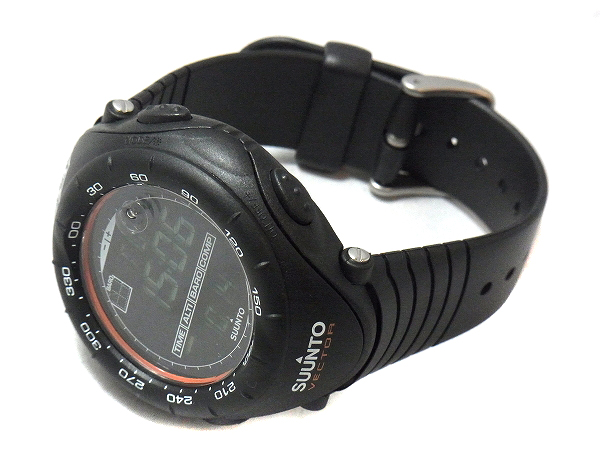 実際に弊社で買取させて頂いたSUUNTO/スント 腕時計 VECTOR ベクター X-BLACK/SS012279110の画像 2枚目