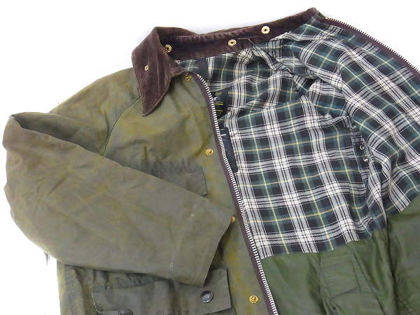 実際に弊社で買取させて頂いたBarbour/バブアー BEDALE 英国製/オイルドジャケット/カーキ/34の画像 3枚目