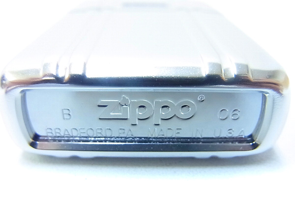 実際に弊社で買取させて頂いたZiPPO ゼロハリバートン アタッシュケースライター 06年製の画像 4枚目