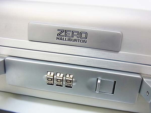 実際に弊社で買取させて頂いたZERO HALLIBURTON/ゼロハリバートン アタッシュケース CSE3-LSIの画像 2枚目