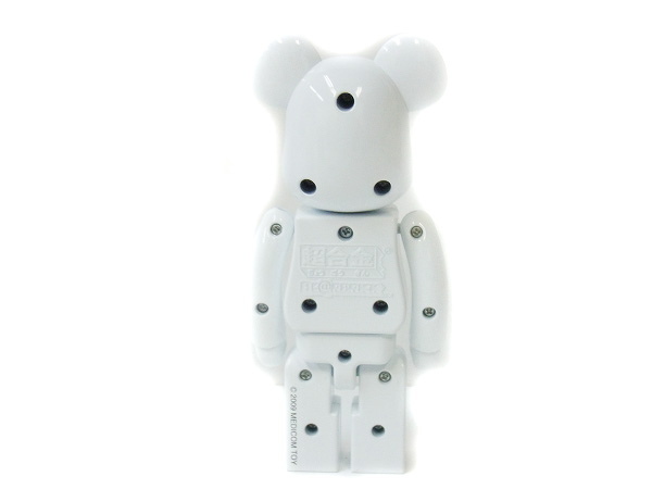 実際に弊社で買取させて頂いたBE@RBRICK/ベアブリック 1000個限定 超合金 ホワイト 200%の画像 2枚目