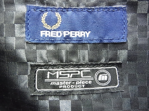 実際に弊社で買取させて頂いたFRED PERRY×マスターピース コラボ ボディバッグ ブラックの画像 4枚目