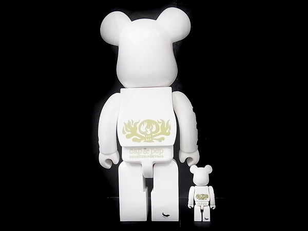 実際に弊社で買取させて頂いたBE@RBRICK/ベアブリック 伊勢丹120周年 限定 cap&pep 100%&400%の画像 3枚目