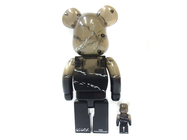 実際に弊社で買取させて頂いたBE@RBRICK/ベアブリック GIGOR/ジゴロ 10周年記念 100％ 400％の画像 2枚目