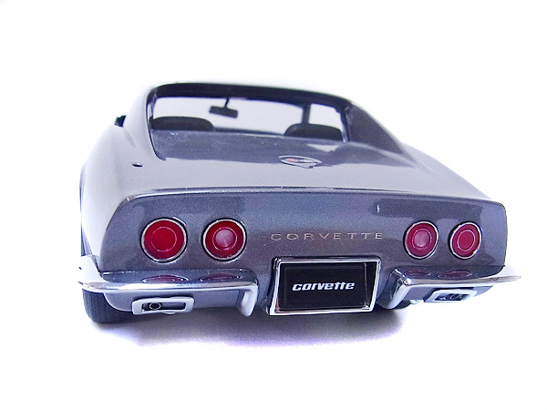 実際に弊社で買取させて頂いたオートアート ミニカー 1968　Chevrolet Corvette 69/70 1/18の画像 2枚目