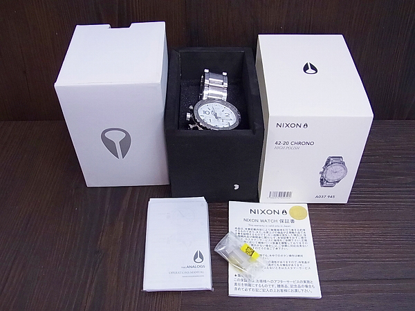 実際に弊社で買取させて頂いたNIXON/ニクソン 42-20 CHRONO HIGH POLISH シルバー A037 945の画像 7枚目