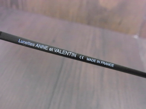 実際に弊社で買取させて頂いたANNE ET VALENTIN/アンバレンタイン EPURE フルリム ブラックの画像 3枚目