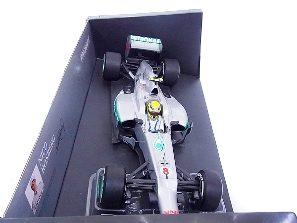 実際に弊社で買取させて頂いたMINICHAMPS メルセデスAMG W03 Chinese GP N.ロズベルグ 1/18の画像 2枚目