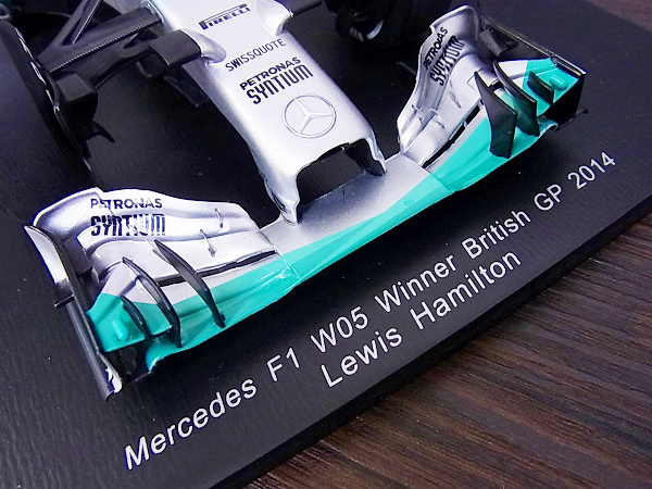 実際に弊社で買取させて頂いたSpark メルセデスW05 ハミルトン#44 WINNER2014イギリスGP 1/18の画像 6枚目