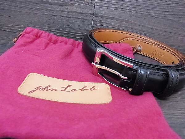 実際に弊社で買取させて頂いたJohn Lobb/ジョンロブ レザースリムベルト プレーン ブラックの画像 9枚目