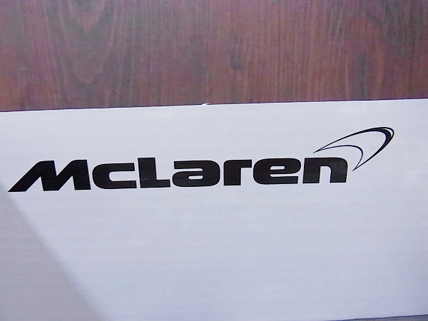 実際に弊社で買取させて頂いたMINICHAMPS McLAREN MERCEDES MP4-28 F1 J.Button 2013 1/18の画像 3枚目