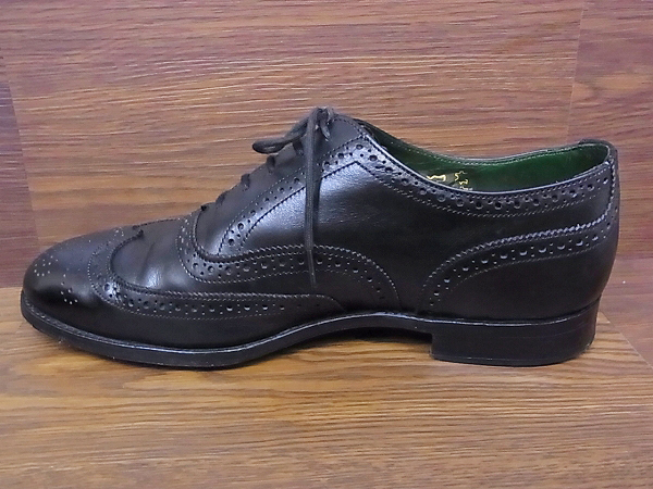 実際に弊社で買取させて頂いたTricker's/トリッカーズ ウィングチップ シューズ 黒/M5633の画像 5枚目