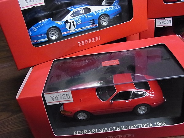 実際に弊社で買取させて頂いたMINICHAMPS/ミニチャンプス フェラーリ F355/F40/BB512 8点SETの画像 1枚目