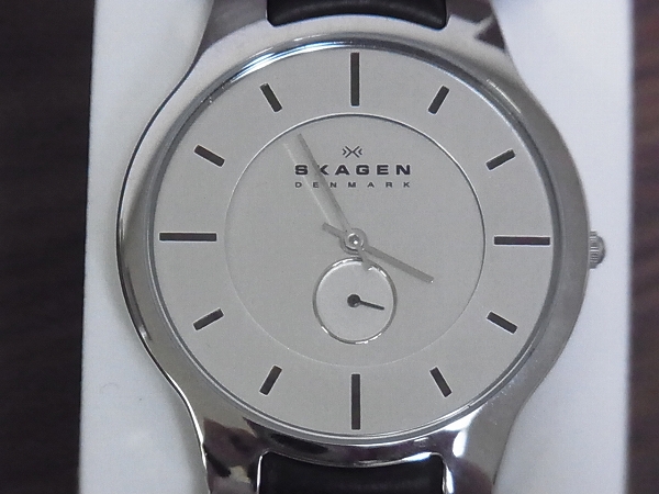 実際に弊社で買取させて頂いたSKAGEN/スカーゲン クオーツ腕時計433XLSLBCMブラック×シルバーの画像 6枚目