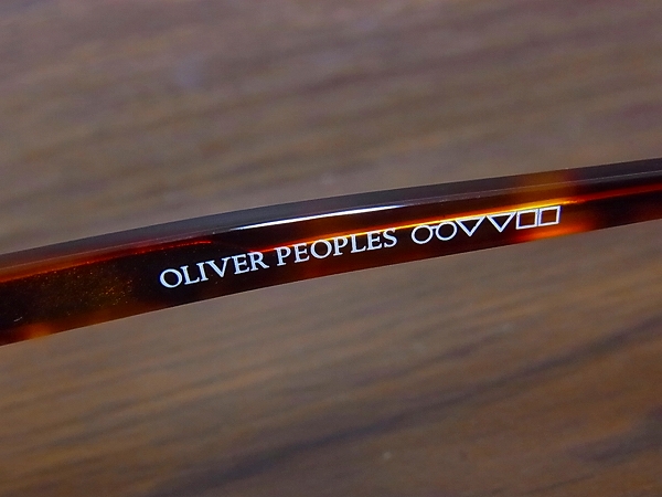 実際に弊社で買取させて頂いたOLIVER PEOPLES Gregory Peck めがね 茶×橙 OV5186-1483の画像 6枚目