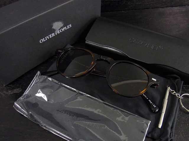 実際に弊社で買取させて頂いたOLIVER PEOPLES Gregory Peck デミ柄サングラス OV5186-1004の画像 9枚目