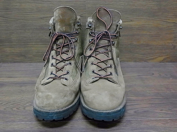 実際に弊社で買取させて頂いたDanner/ダナー ライト2 GORE-TEX ヌバック ブーツ 33000X/8.5の画像 1枚目