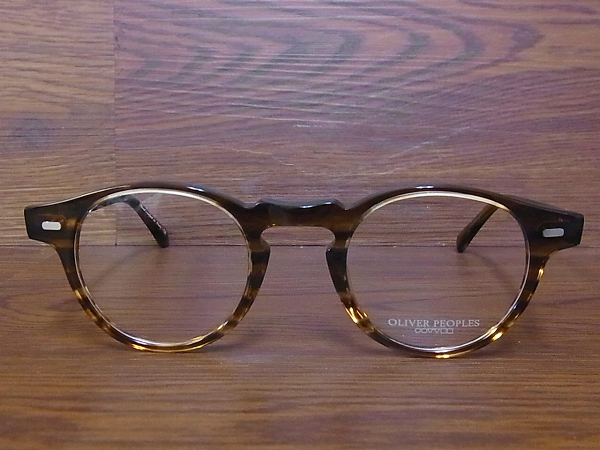 実際に弊社で買取させて頂いたOLIVER PEOPLES Gregory Peck デミ柄 伊達メガネ OV5186-1003の画像 1枚目