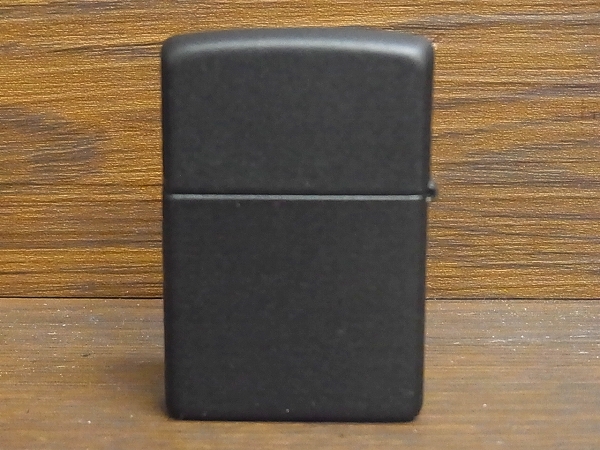 実際に弊社で買取させて頂いた[ギャラ付]スターリンギア ZIPPO カミカゼ BLK×GOLD 08年製の画像 1枚目