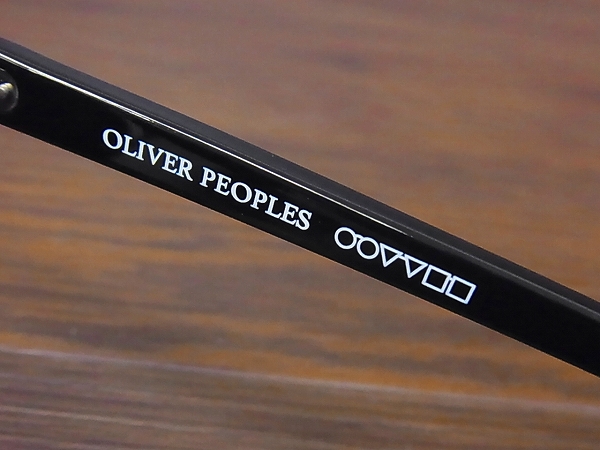 実際に弊社で買取させて頂いたOLIVER PEOPLES Gregory Peck サングラス 黒ぶち OV5186-1005の画像 5枚目