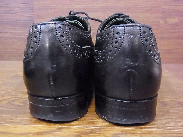 実際に弊社で買取させて頂いたTricker's/トリッカーズ ウィングチップ シューズ 黒/M5633の画像 2枚目