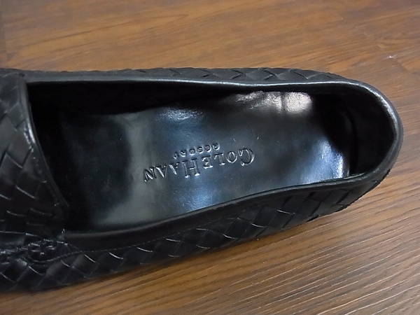 実際に弊社で買取させて頂いたCOLE HAAN/コールハーン 編み込みスリッポン ブラック/9 2Eの画像 6枚目