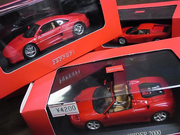 実際に弊社で買取させて頂いたMINICHAMPS/ミニチャンプス フェラーリ F355/F40/BB512 8点SETの画像 3枚目