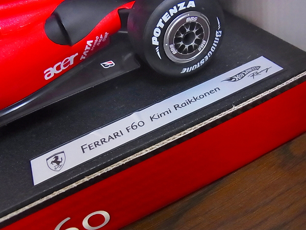 実際に弊社で買取させて頂いた未使用 ホットウィール フェラーリ F60 K.ライコネン 1/18の画像 2枚目