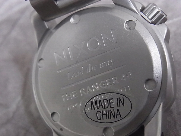 実際に弊社で買取させて頂いたNIXON/ニクソン THE RANGER 401 アナログ/腕時計 シルバーの画像 6枚目