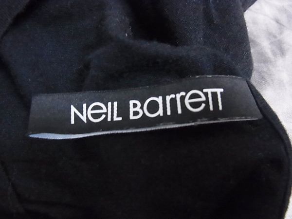 実際に弊社で買取させて頂いたNEIL BARRETT VネックTシャツ ディズニー ミッキー S8503/Sの画像 2枚目