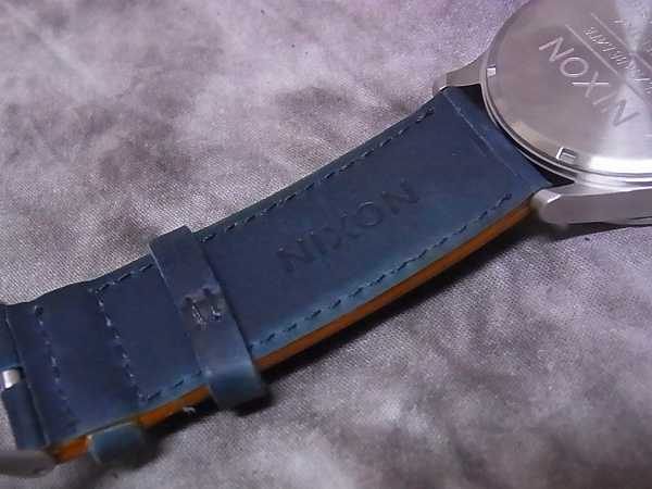 実際に弊社で買取させて頂いたNIXON/ニクソン THE SENTRY/セントリー 腕時計/レザーベルトの画像 6枚目