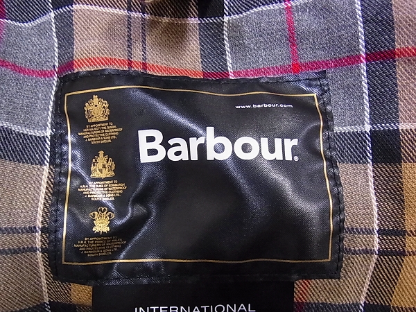 実際に弊社で買取させて頂いたbarbour/バブアー インターナショナル ジャケット ブラック 38 の画像 2枚目