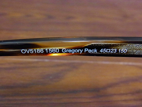 実際に弊社で買取させて頂いたオリバーピープルズ Gregory Peck デミ柄サングラスOV5186-1560の画像 6枚目