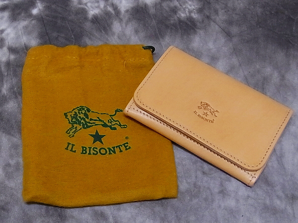 実際に弊社で買取させて頂いたIL BISONTE/イルビゾンテ 名刺入れ/カードケース ヌメ 411620の画像 8枚目