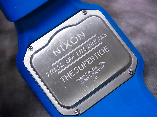 実際に弊社で買取させて頂いたNIXON/ニクソン THE SUPER TIDE スカイブルー 腕時計 A316-917の画像 6枚目