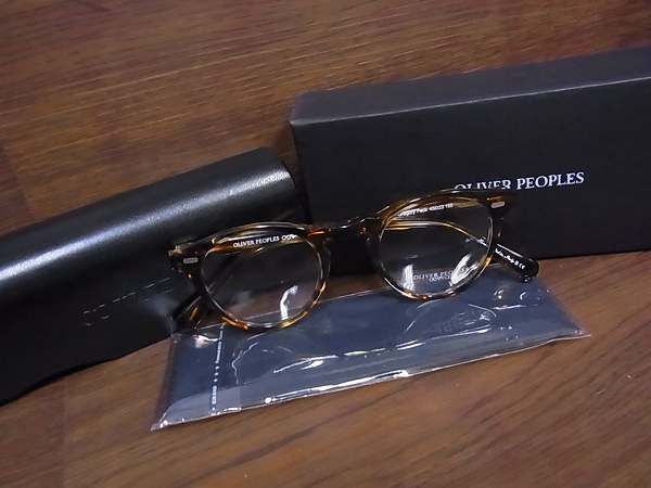 実際に弊社で買取させて頂いたOLIVER PEOPLES/オリバーピープルズ GREGORY PECK/OV5186-1560の画像 8枚目